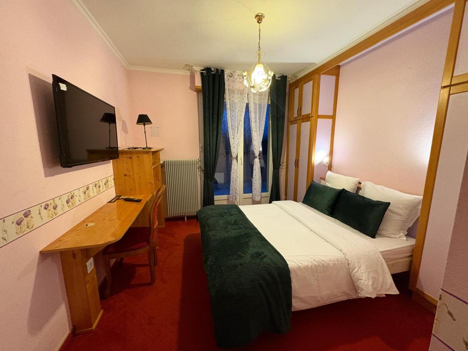 Hotel L'Oree Des Roches Saales Kültér fotó