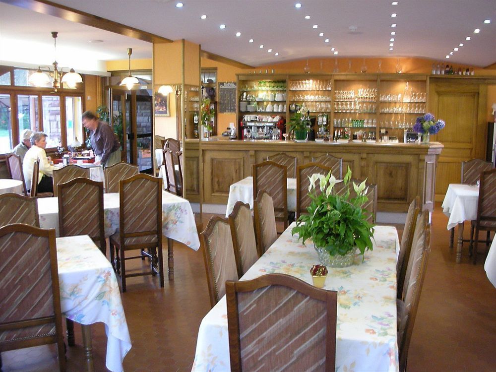 Hotel L'Oree Des Roches Saales Kültér fotó