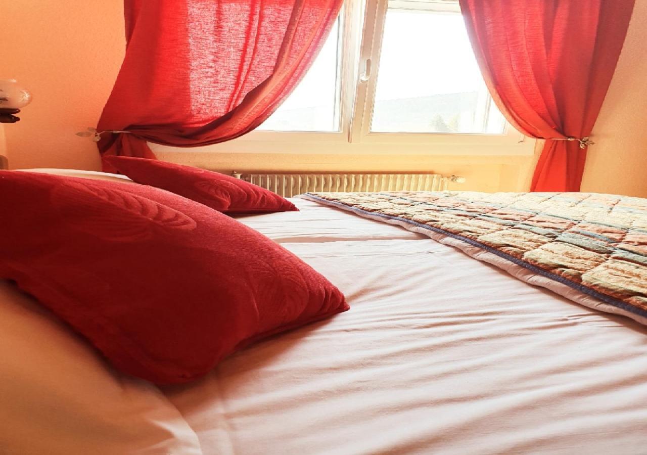 Hotel L'Oree Des Roches Saales Kültér fotó